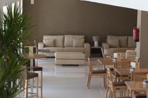 M.A. Hotel Sevilla Congresos - image 7