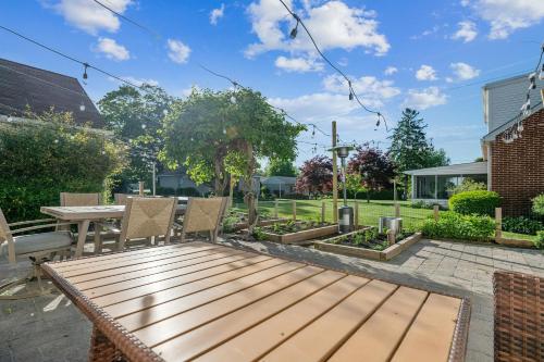 "Sweet Serenity" Stay 10 Minutes from Hershey home "Sweet Serenity" Stay 10 Minutes from Hershey home