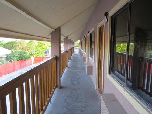 Executive Inn Laguna Vista - 숙소 외관