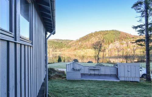 3 Bedroom Lovely Home In Helvik - Egersund