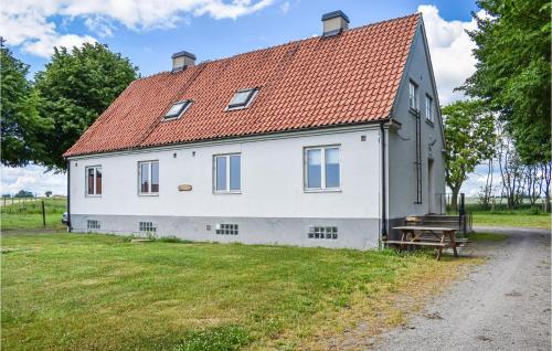 Nice Home In Tomelilla With 5 Bedrooms And Wifi