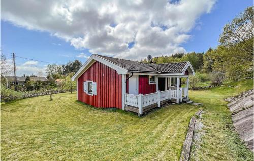 Amazing Home In Hviksns With Kitchen