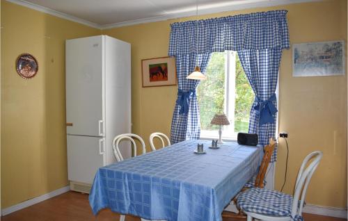 Awesome apartment in Rönneshytta with 1 Bedrooms