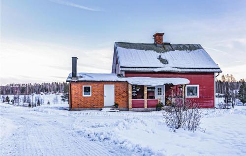 Lovely Home In Hofors With Kitchen