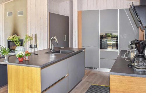 Konyha, Beautiful Home In Øyer With Sauna in Oyer
