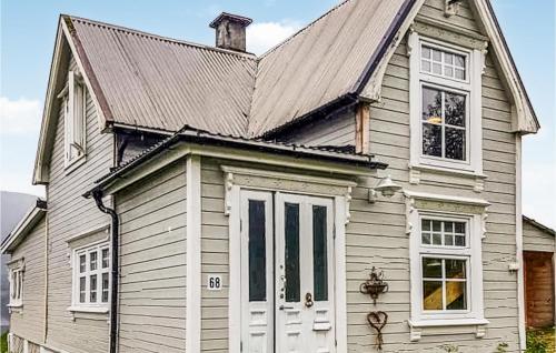 . Nice home in Kjøpsvik with WiFi and 2 Bedrooms