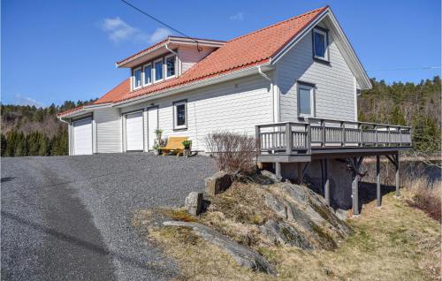 Nice apartment in Risr with 2 Bedrooms and WiFi - Apartment - Risør