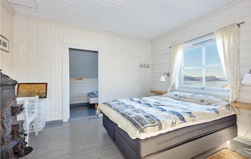 Lovely Home In Sortland With Wifi
