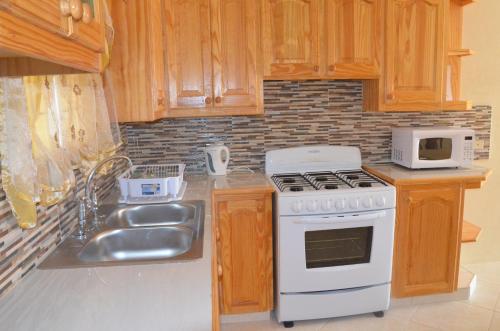 Kitchen, The Terraces at Mangrove in St. Philip