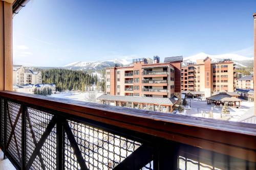 กีฬาและกิจกรรมสันทนาการ, Main Street Station in วอริเออร์ มาร์ค