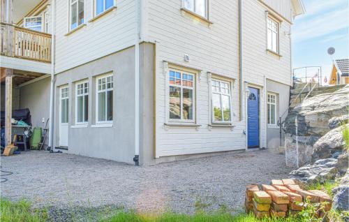 . 2 Bedroom Stunning Apartment In Søgne