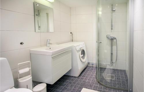 Bathroom, Beautiful home in Morarp with WiFi and 1 Bedrooms in Helsingborg