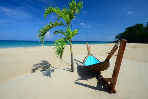 Andaman White Beach Resort - SHA Plus photo 1