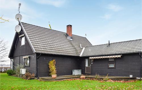 Awesome Home In Ljungby With 2 Bedrooms And Wifi