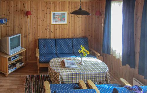. 1 Bedroom Awesome Home In Spangereid