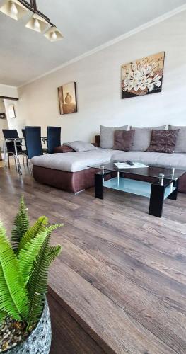  Central Holiday Apartment, Unterkunft in Keszthely