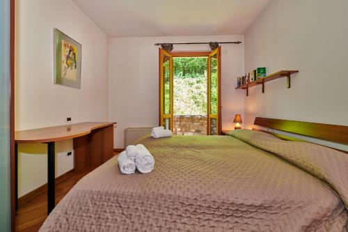ApartmentsGarda - Baia D'Argento Residence - Tap to explore photos