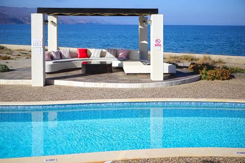 Beachfront villa Aqua Marine with private pool,ping-pong & BBQ