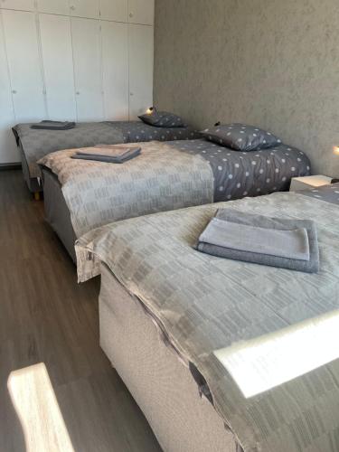 Kemi CITY III near snowcastle, 2 rooms , kitchen , glazed balcony, FREE private parking