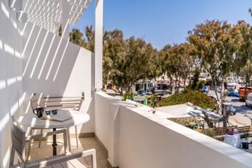 شرفة/ تراس, Hotel Eucalyptus in ميساريا