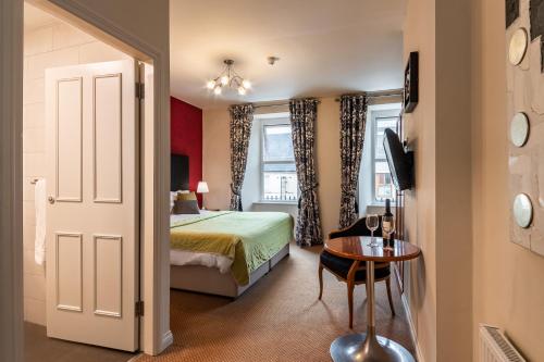 Foley's Guesthouse & Self Catering Holiday Homes in קנמרה