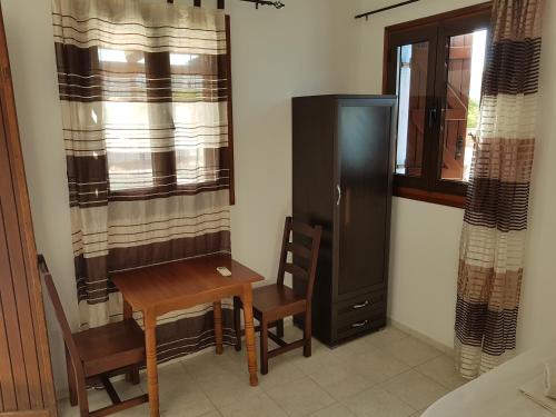 Andreas Studios - image 11