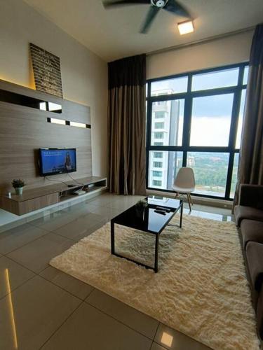 Conezion, nice view, beside ioi city mall, opposite hospital serdang, beside Uniteen and UPM, Putrajaya, Putrajaya