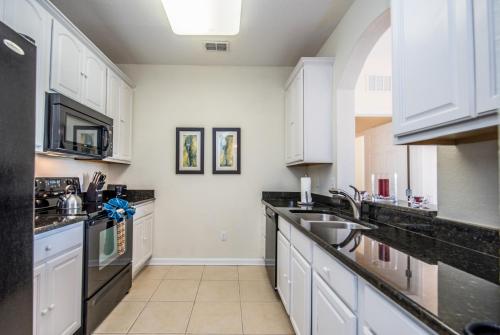 Breakview Getaway - image 11