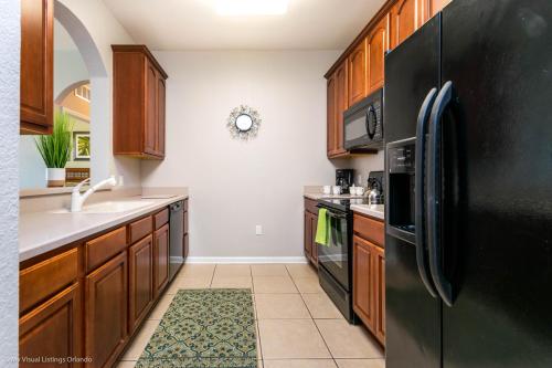 Spacious Condo Near Convention Ctr & I-Drive, Pool in Orlando, USA
