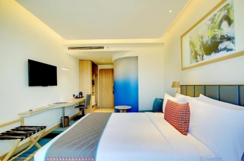 room detail thumbnail 1