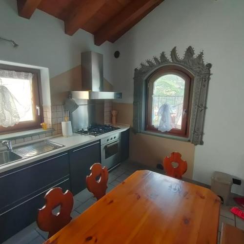 La Maison Lillà (La Maison Lilla) in Fenis
