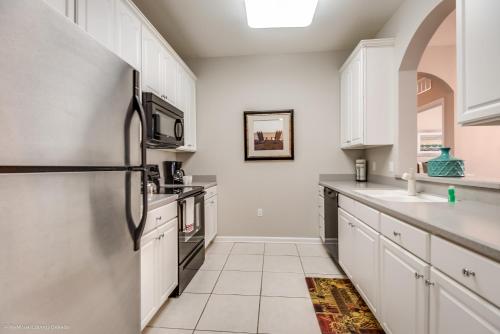 Stylish Vista Cay Condo, near Orlando attractions in Orlando, USA
