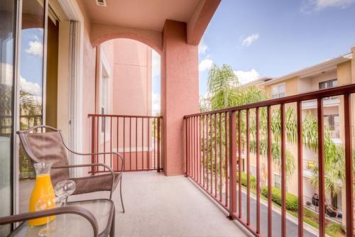 Lovely Vista Cay Resort Condo, Near ClubhousePool in Orlando, USA
