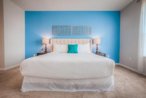 Tropicana Lakeview - image 11