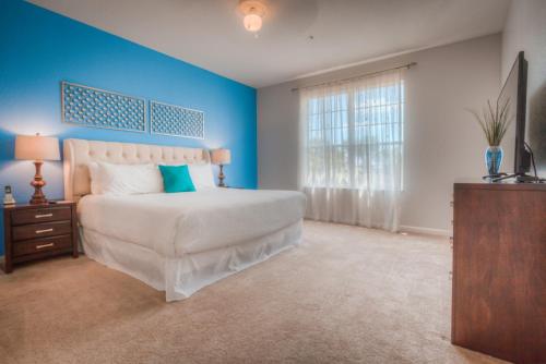Tropicana Lakeview - image 10