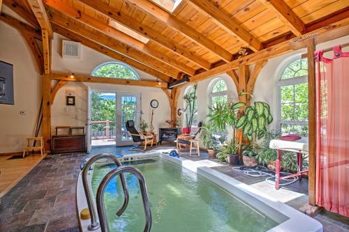 Table Rock Retreat - Spacious Private Pool Home In The Mountains home in Lakemont, USA