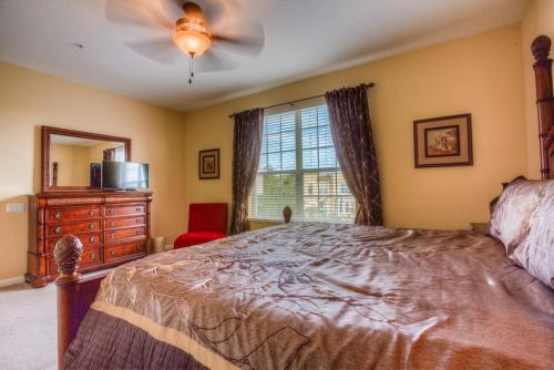 Safari Breeze - image 11
