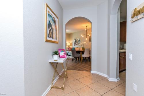 Gorgeous Vista Cay Condo, next to Resort Clubhouse in Orlando, USA