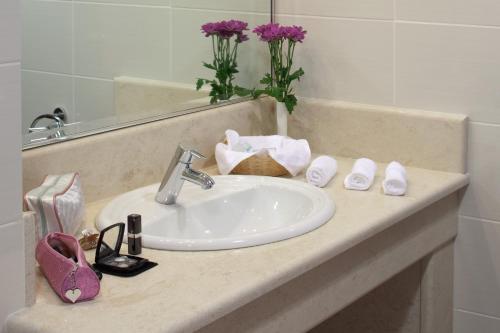 Suite with Sea View image 6