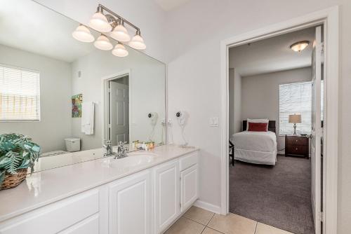 Serenity Place - image 14