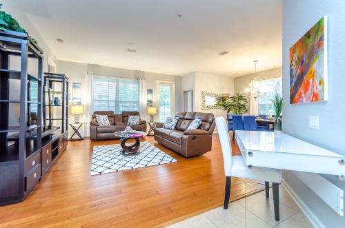 Spacious Condo in Vista Cay Resort LUXURY AWAITS in Orlando, USA