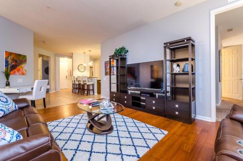 Spacious Condo in Vista Cay Resort LUXURY AWAITS detail