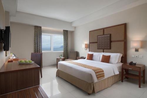 Aston Manado Hotel Room Type - Deluxe Double or Twin Room Aston Manado Hotel Room Type - Deluxe Double or Twin Room