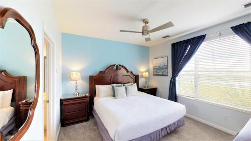 Lovely Townhome at Vista Cay Resort near WDW in Orlando, USA