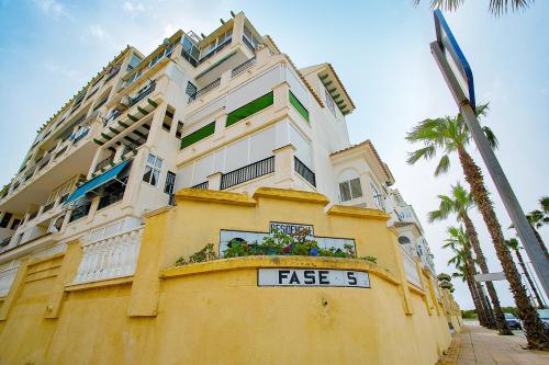 Apartment with Balcony image 4