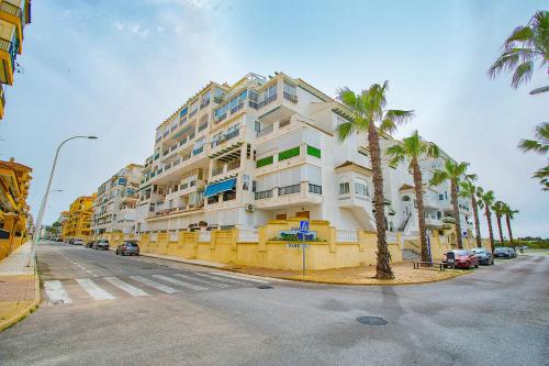 Apartment with Balcony image 3