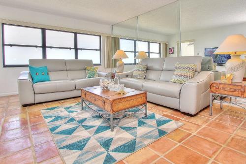 Landmark Towers 1606 in Clearwater Beach, USA