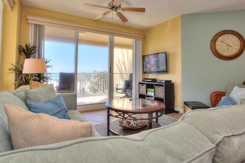 Mandalay Beach Club San Marco 403 in Clearwater Beach, USA