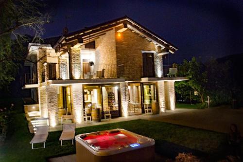 Villa Laura in Castellinaldo