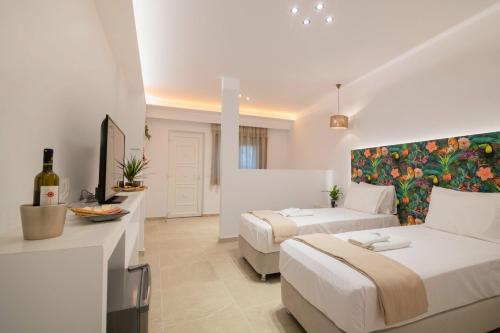 Suncourt Lux Rooms